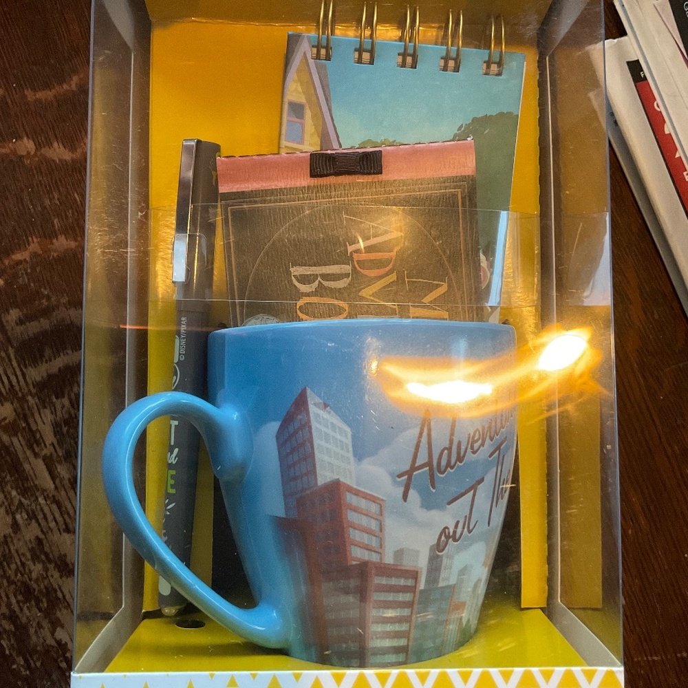 Disney UP mug gift set